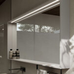 Rechteckiger Spiegel Nest mit Einrahmung und integrierter Beleuchtung  - Ideagroup